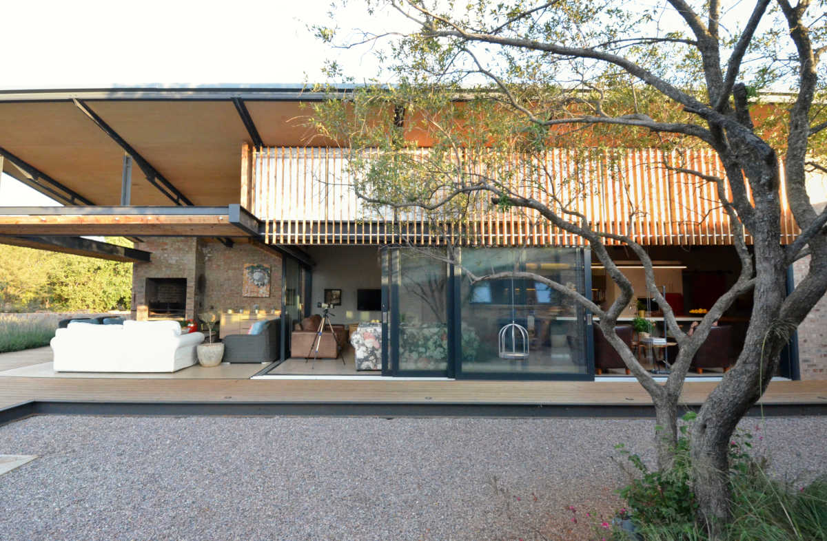 House Meerholz - Patio - Designed by Earthworld Architects & Inside Interiors.jpg