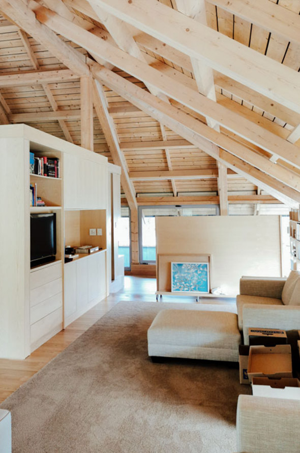 Timber House 2 - Designed by Earthworld Architects & Interiors