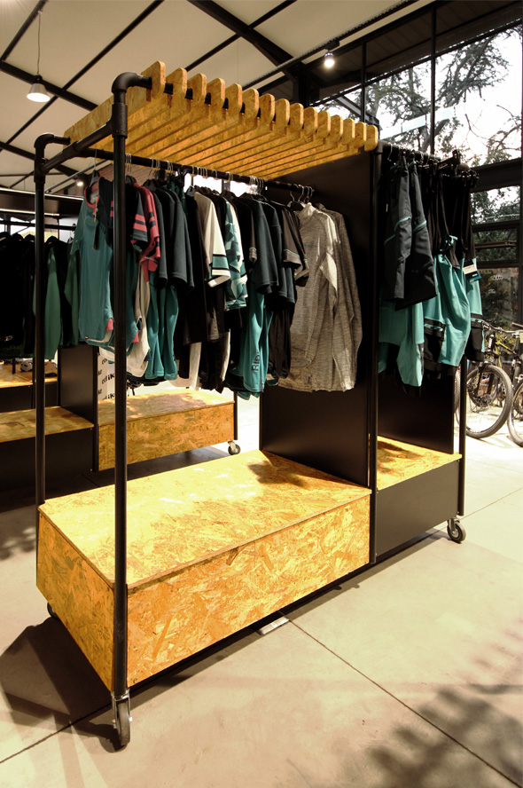 Trailwolf Cycles - Designed by Earthworld Architects & Interiors