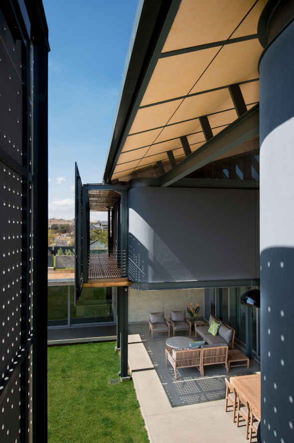 House Coertse - Patio - Designed by Earthworld Architects and Interiors