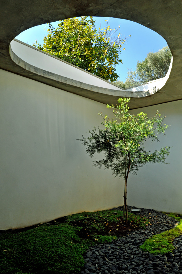 House Zeeman - Designed by Earthworld Architects & Inside Interiors