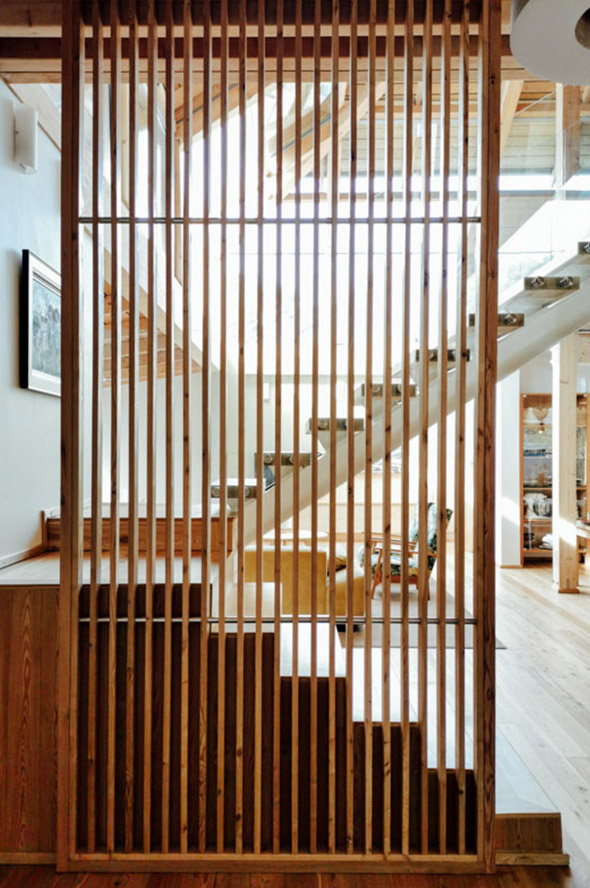 Timber House 2 - Designed by Earthworld Architects & Interiors