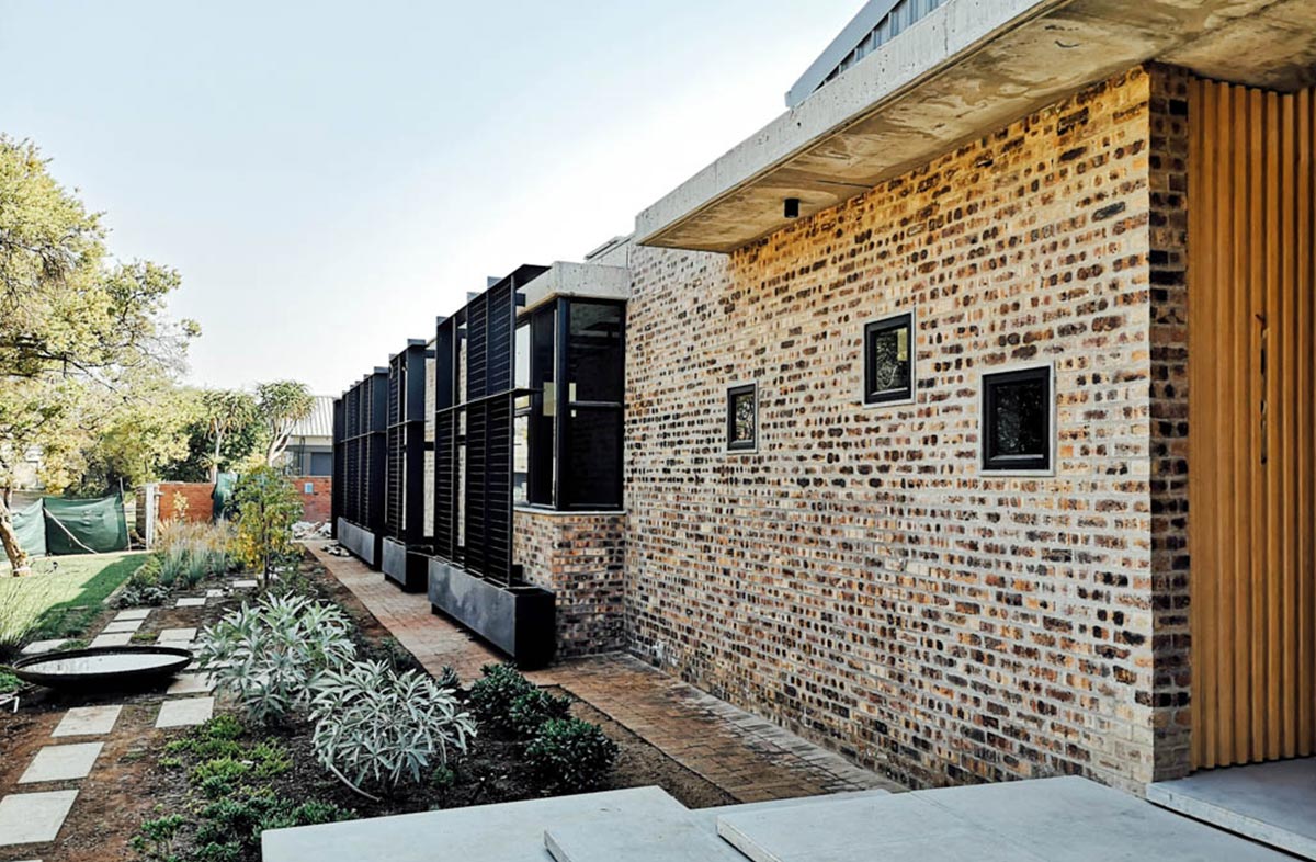 Brick House 2021 - Designed by Earthworld Architects & Interiors