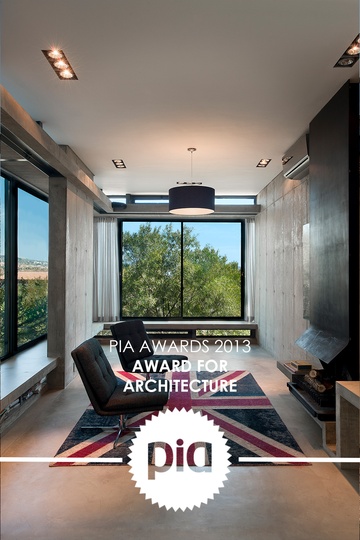 Silverlakes Concrete House